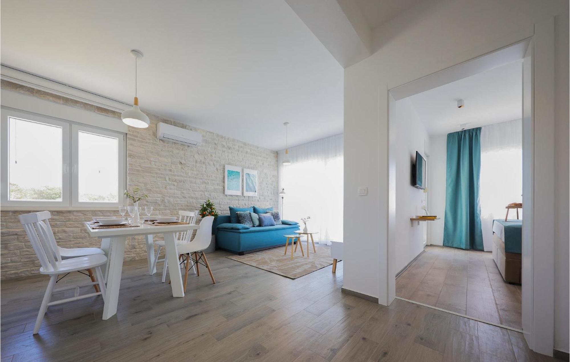 Stunning Home In Vrsi With Kitchen Luaran gambar