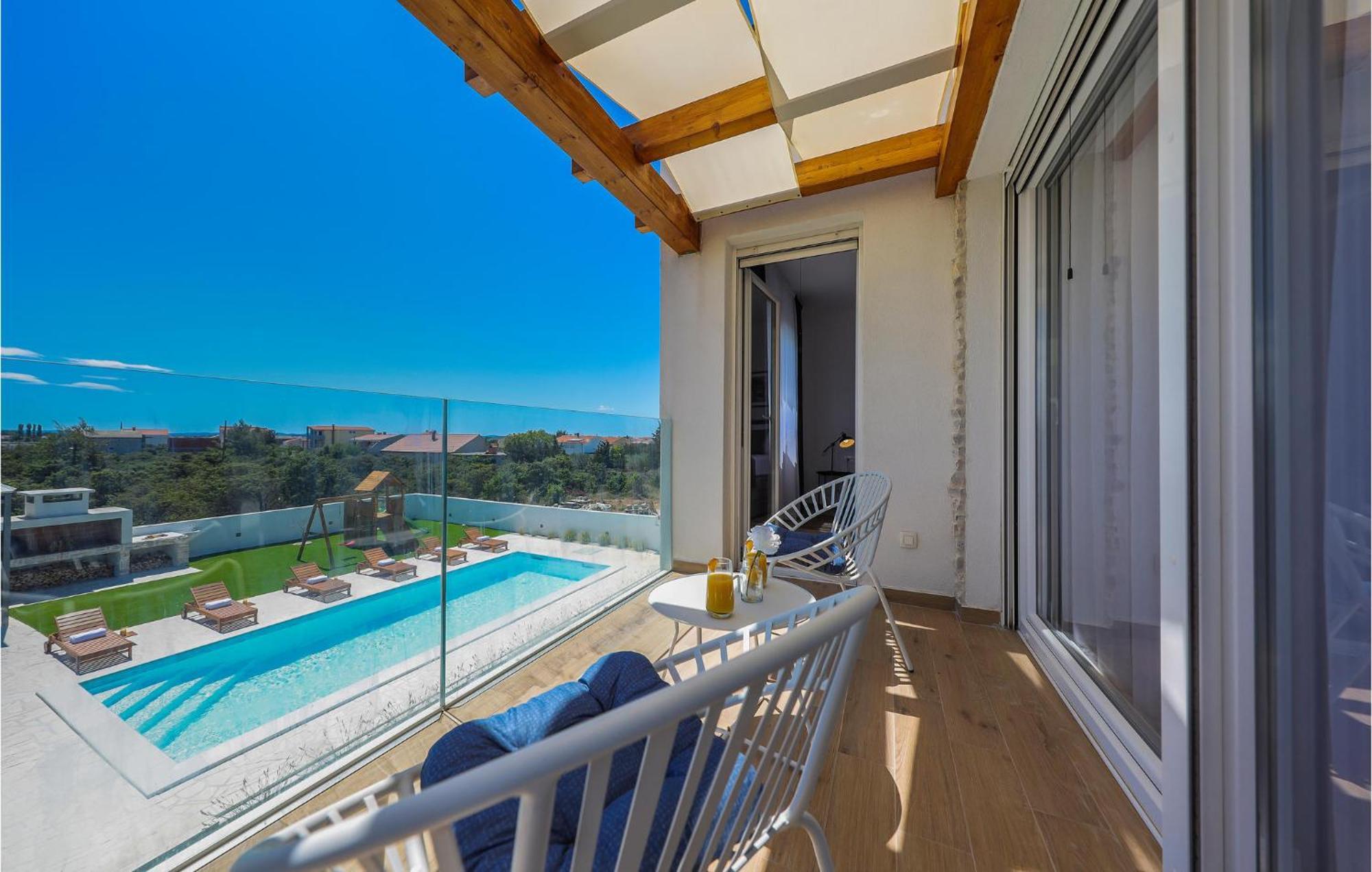 Stunning Home In Vrsi With Kitchen Luaran gambar